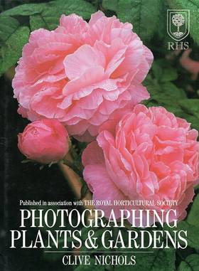 Photographing Plants and Gardens's front cover