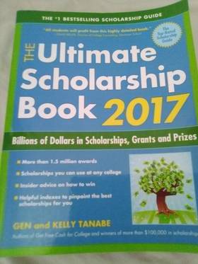 The Ultimate Scholarship Book 2017's front cover