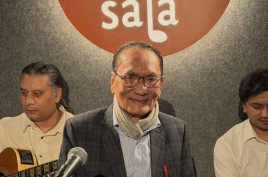 भावुकता र ठट्यौली मिसिएको शिवशंकर थापाको पलेँटी