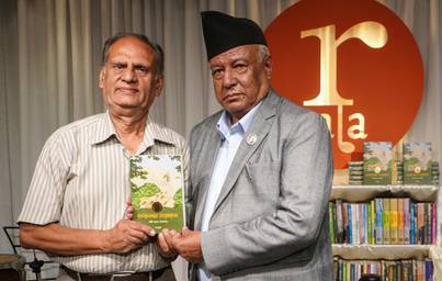 मञ्जुलले अतीत सम्झँदै सार्वजनिक गरे ‘सम्झनाका पाइलाहरू’